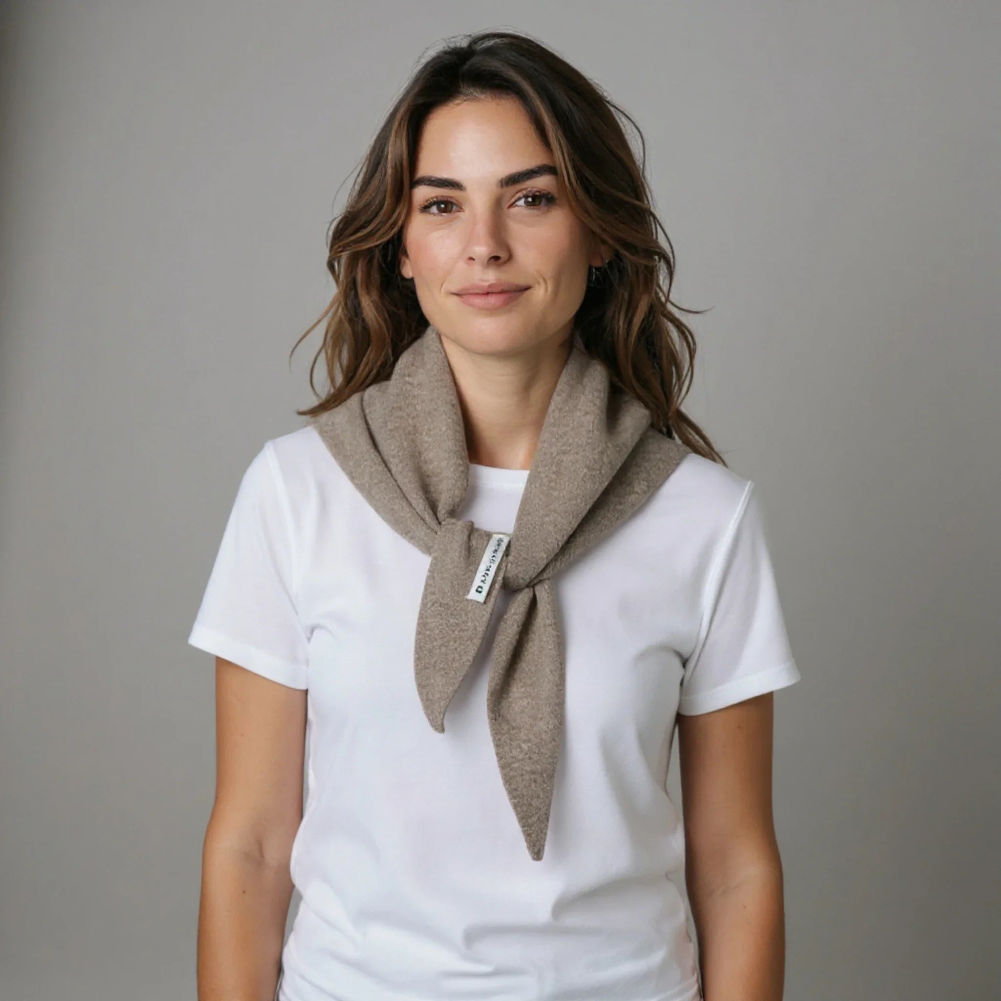 Écharpe unie blanche toute douce à franges pour femme - Mon Beau Béret