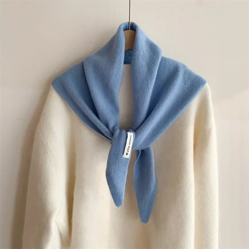Écharpe Femme Laine Triangle – Chaude & Tendance