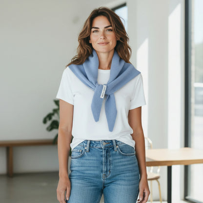 Écharpe Femme en Laine – Triangle 120 cm – Élégance & Chaleur | Maison Amavia