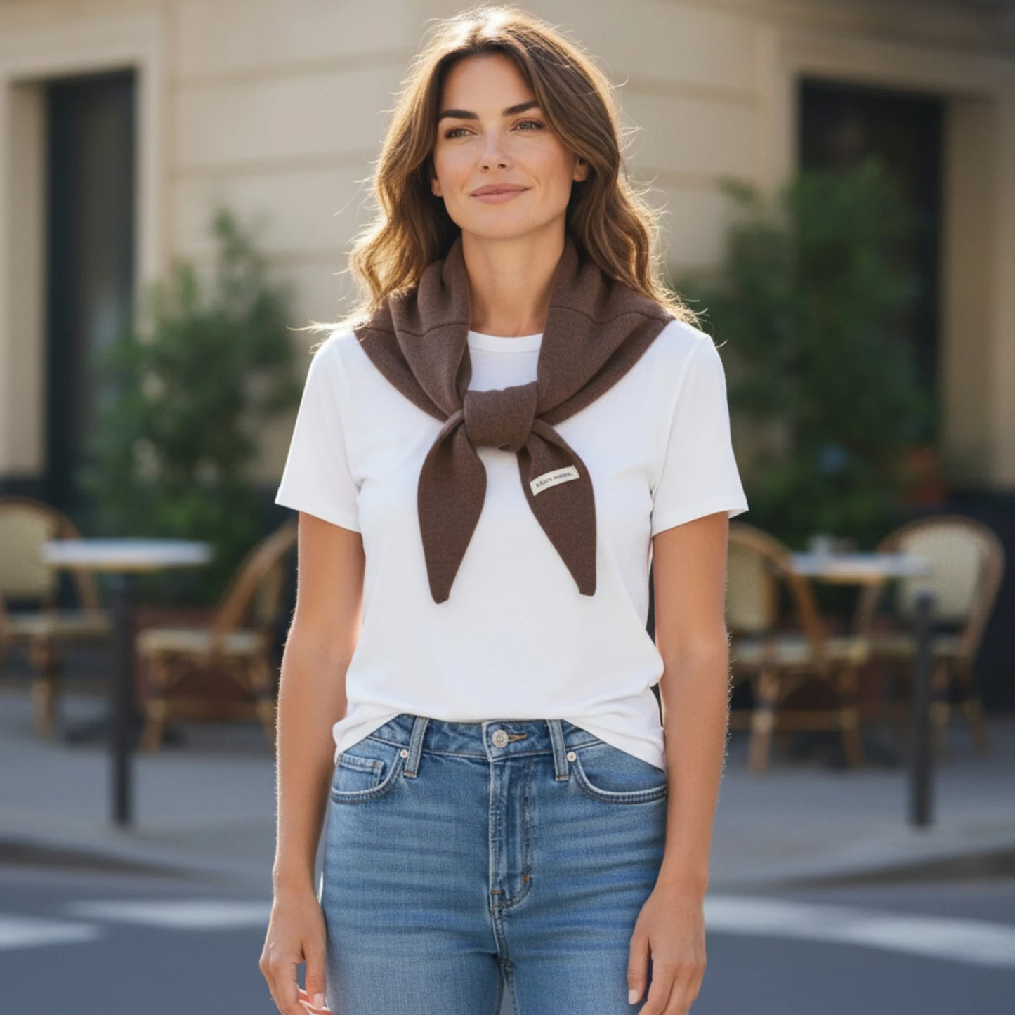 Écharpe Femme en Laine – Triangle 120 cm – Élégance & Chaleur | Maison Amavia