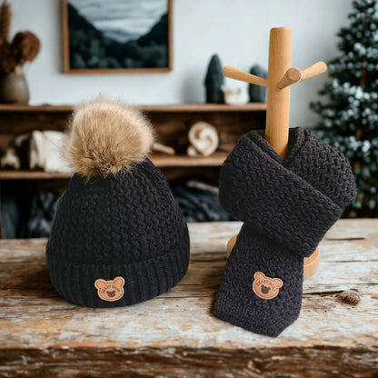 Ensemble chapeau et écharpe bébé noir – chaud et mignon – Maison Amavia