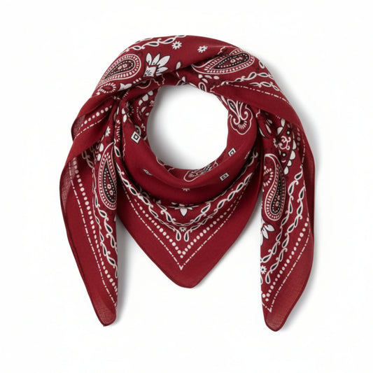 Foulard femme carré élégant rouge à motif paisley